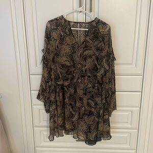 Chelsea 28 from Nordstrom dress size small